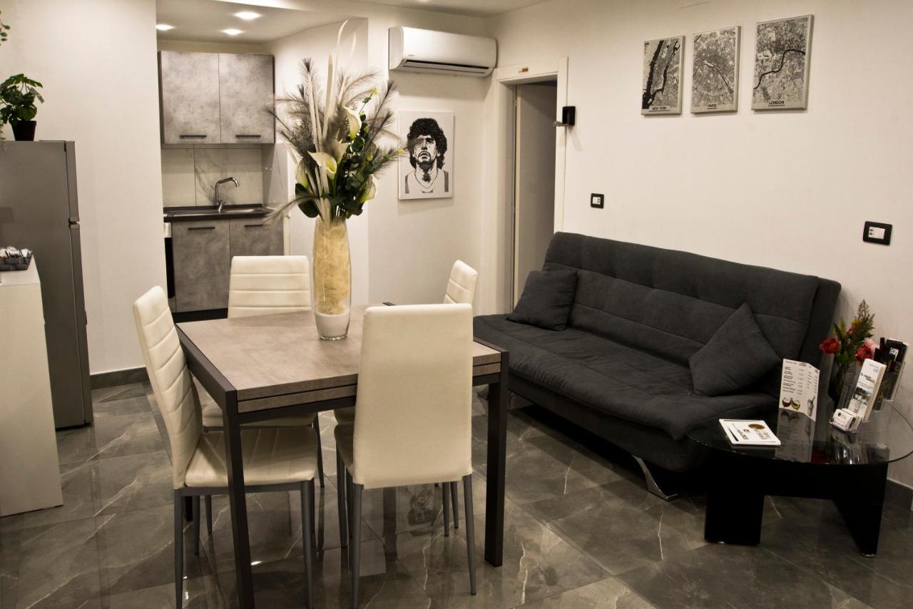 Suite Napoli Sotterranea Con Jacuzzi Dış mekan fotoğraf
