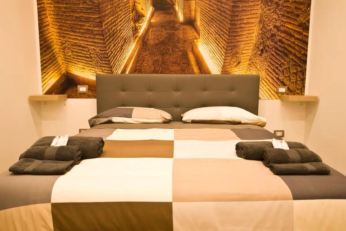 Suite Napoli Sotterranea Con Jacuzzi Dış mekan fotoğraf